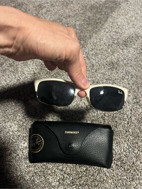 Ray-Ban Yh81066 Sunglasses White/Black